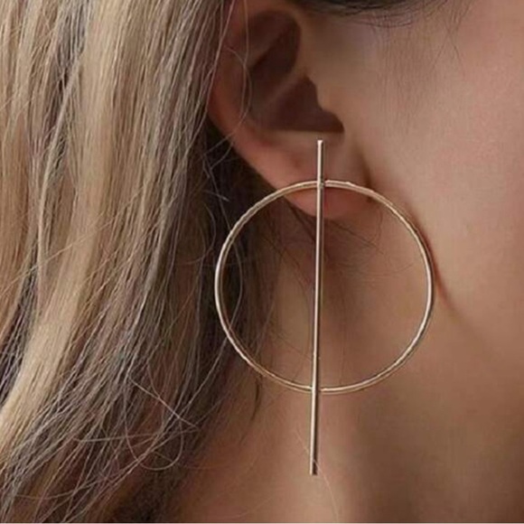 Gold Minimalist Geo Bar Hoops - Picture 5 of 8